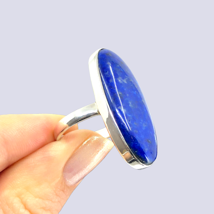 Sterling Silver Ring With Big Oval lapis lazuli, Size 10