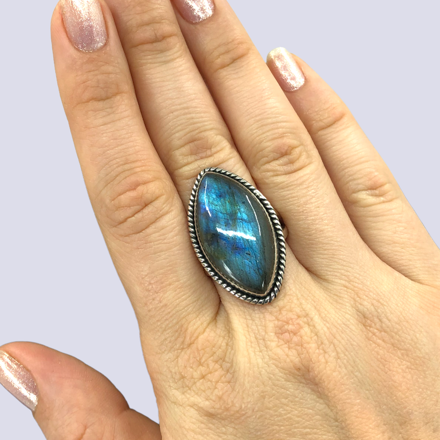 Sterling Silver Ring With Labradorite, Size 9
