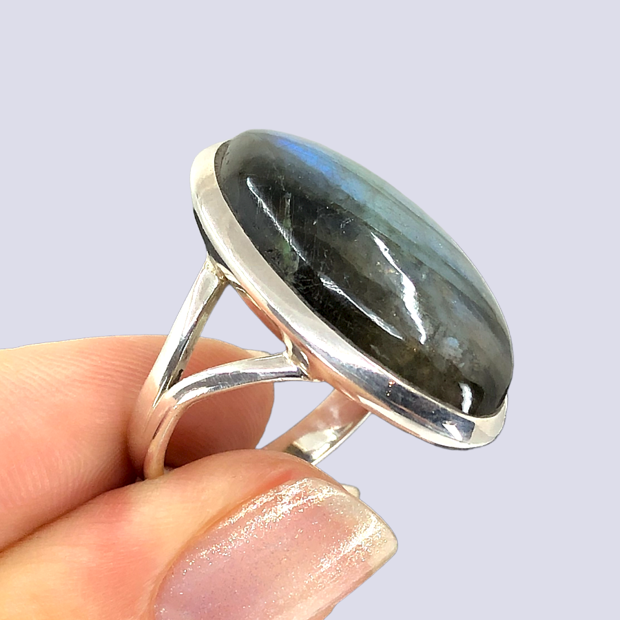 Sterling Silver Ring With Labradorite, Size 8