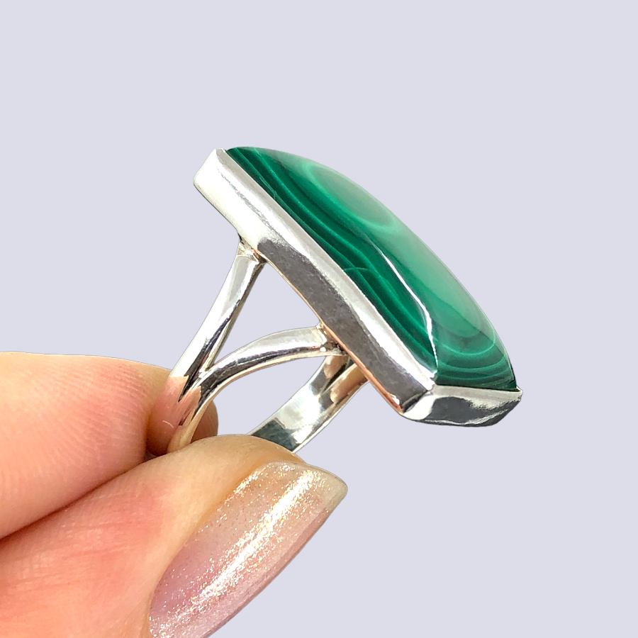 Sterling Silver Ring With Malachite, Size 6.5
