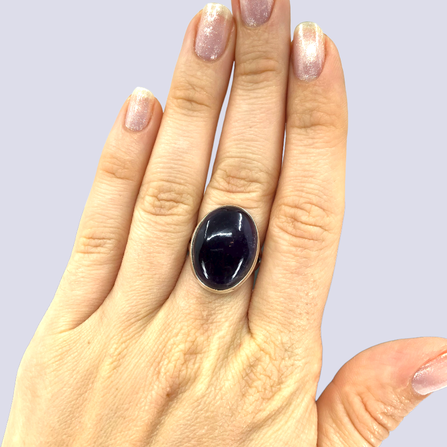 Sterling Silver Ring With Amethyst, Size 6.5