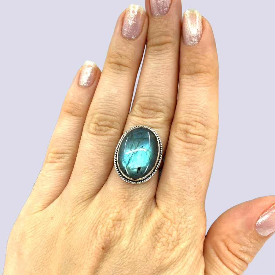 Sterling Silver Ring With Labradorite, Size 6.5