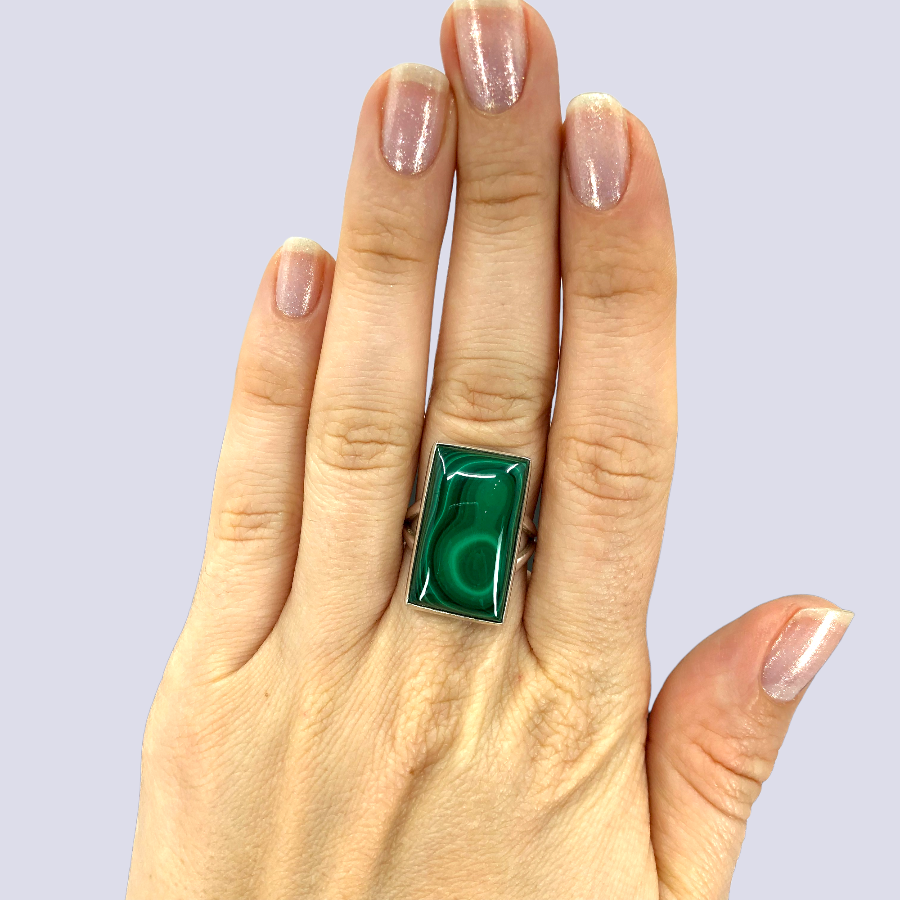 Sterling Silver Ring With Malachite, Size 6.5