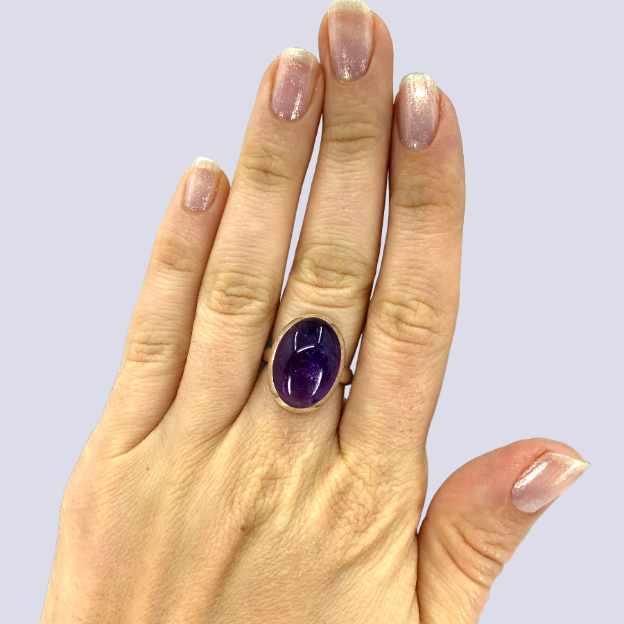 Sterling Silver Ring With Lilac Amethyst, Size 6.5