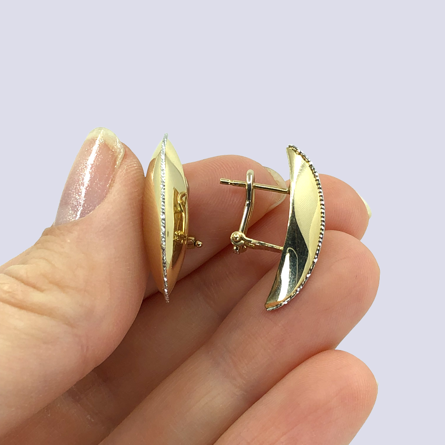 14K Yellow Gold Shine Milgrain Edge Earrings
