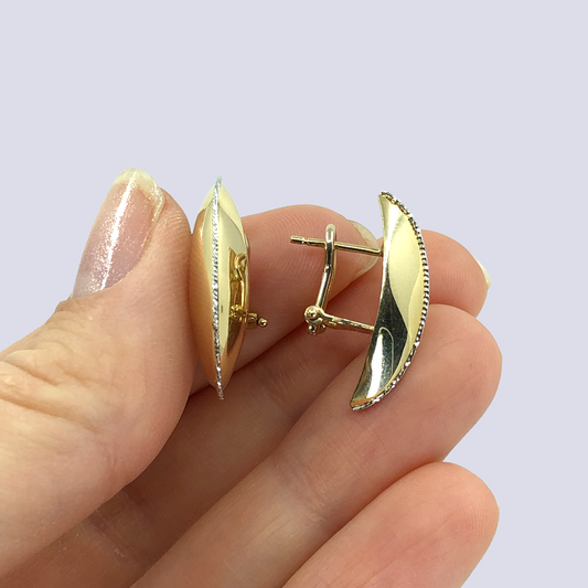 14K Yellow Gold Shine Milgrain Edge Earrings
