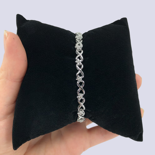 925 Sterling Silver Infinity Bracelet With Stars Inlaid With Diamonds