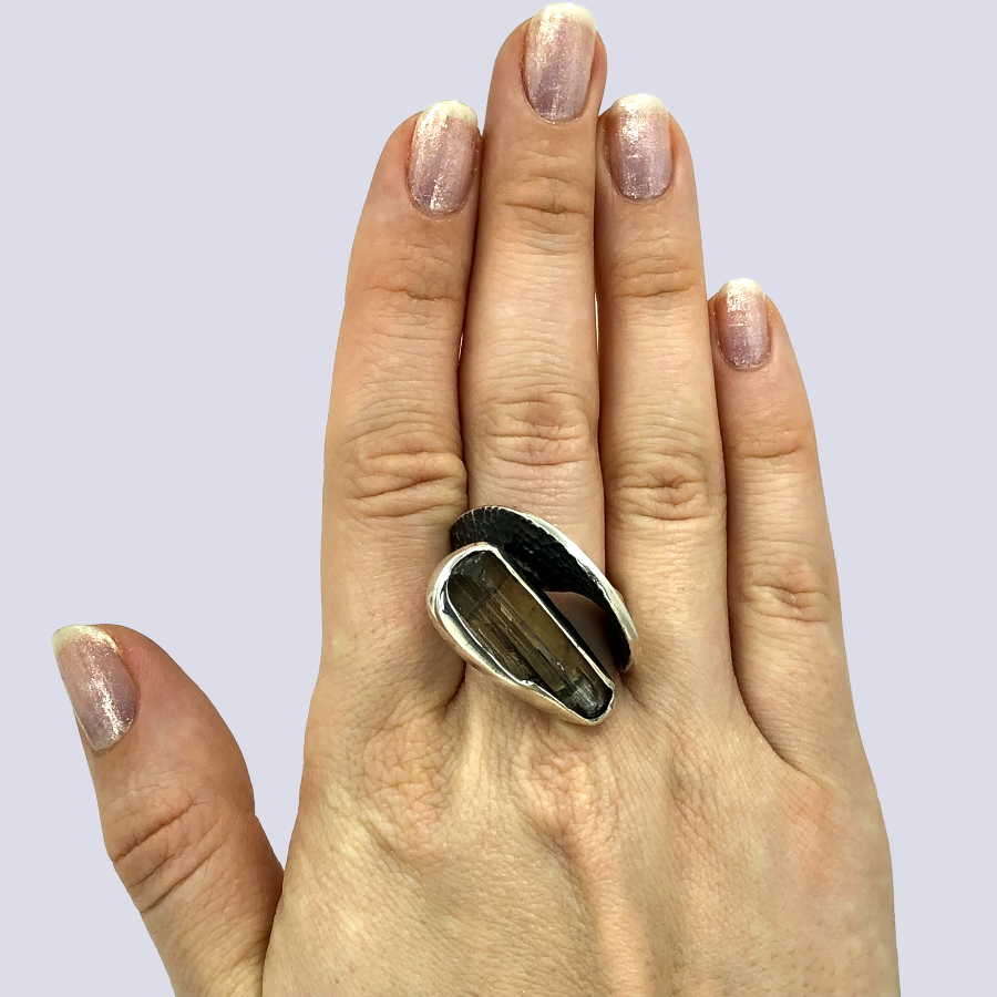 925 Oxidized Silver Ring With Uncut Diaspore Stone, Size 10