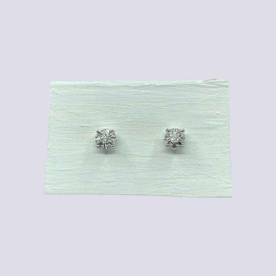 10K White Gold Stud Earrings Inlaid With Diamonds