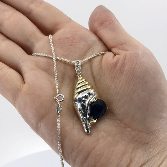 seashell necklace made of 925 sterling silver and natural sapphire