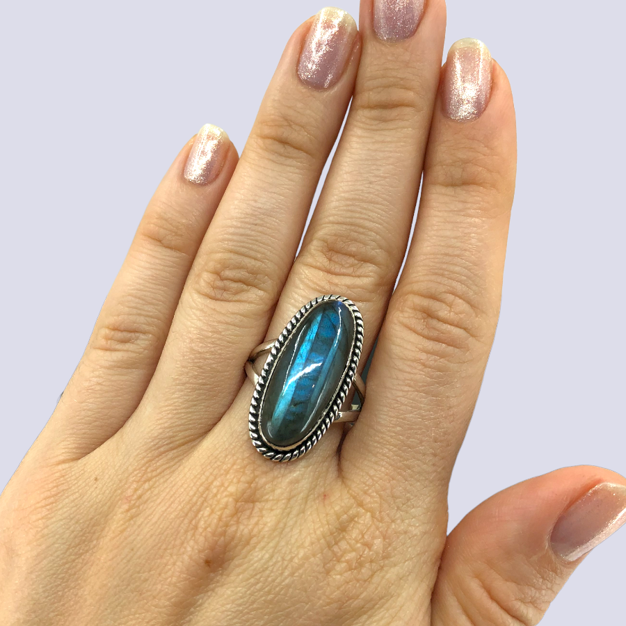 Sterling Silver Ring With Oval Labradorite, Size 10