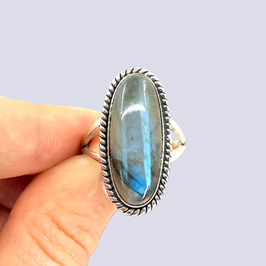 Sterling Silver Ring With Oval Labradorite, Size 10