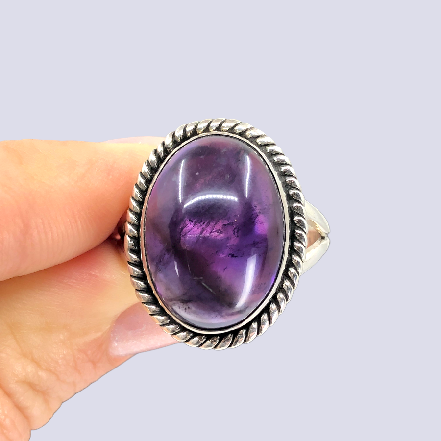 Sterling Silver Ring With Big Oval Amethyst, Size 10