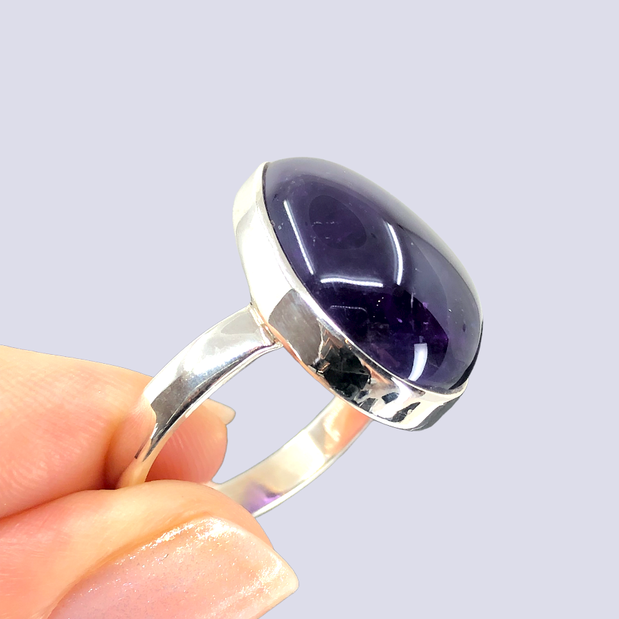 Sterling Silver Ring With Amethyst, Size 9.5