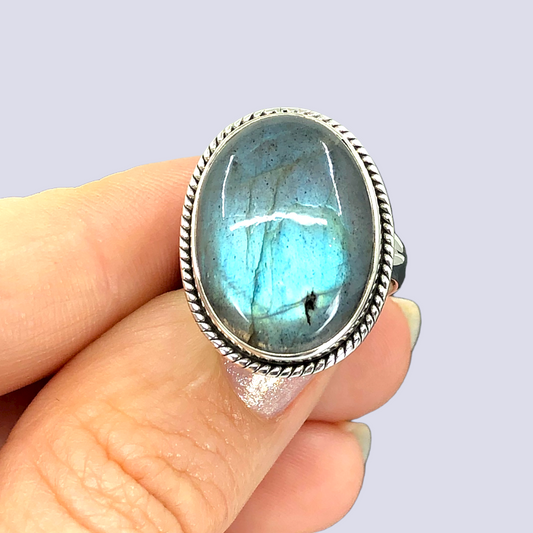 Sterling Silver Ring With Labradorite, Size 6.5