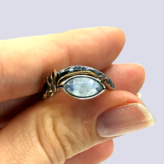 925 Oxidized Silver Ring With Moonstone, Size 7
