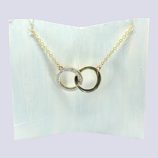 10K Yellow Gold Double Circle Interlocking Rings Pendant Necklace Inlaid With Diamonds