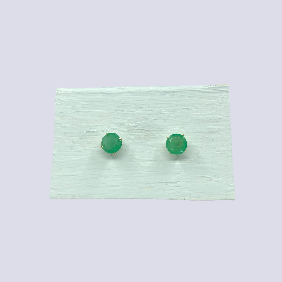 14K Yellow Gold Stud Earrings Inlaid With Natural Emerald