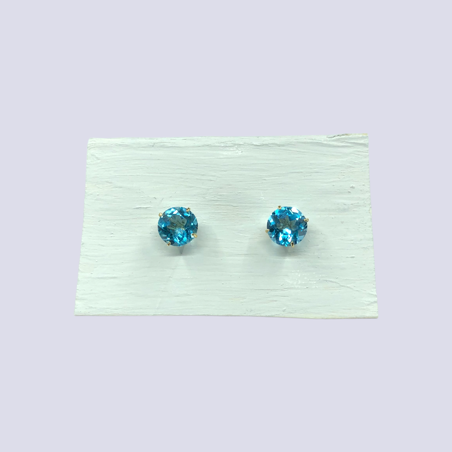 14K Yellow Gold Stud Earrings Inlaid With Blue Topaz